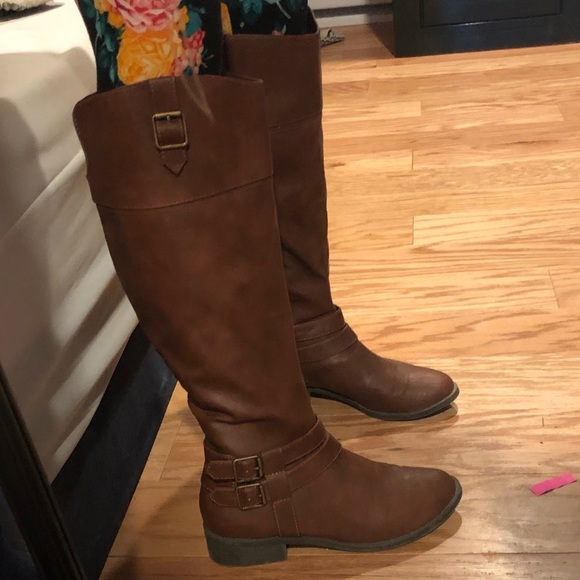 American Eagle By Payless Shoes - *SOLD* American Eagle boots